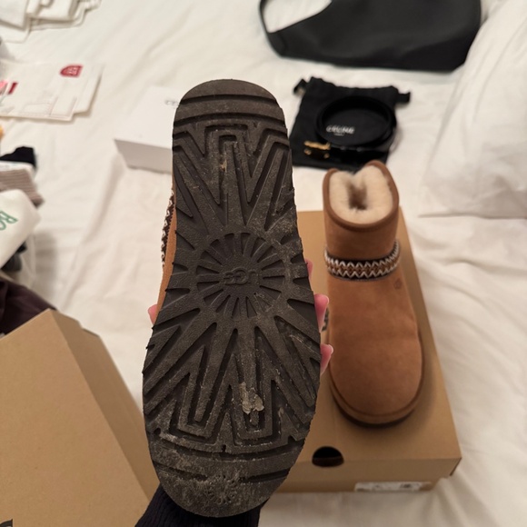 Women’s Classic Mini Crescent UGGS - Picture 4 of 5